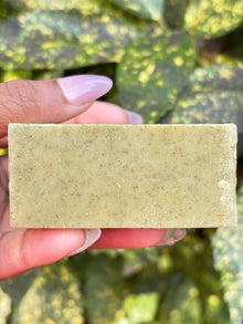 KEF’s Glow & Nourish Face/Body Soap 🥭✨