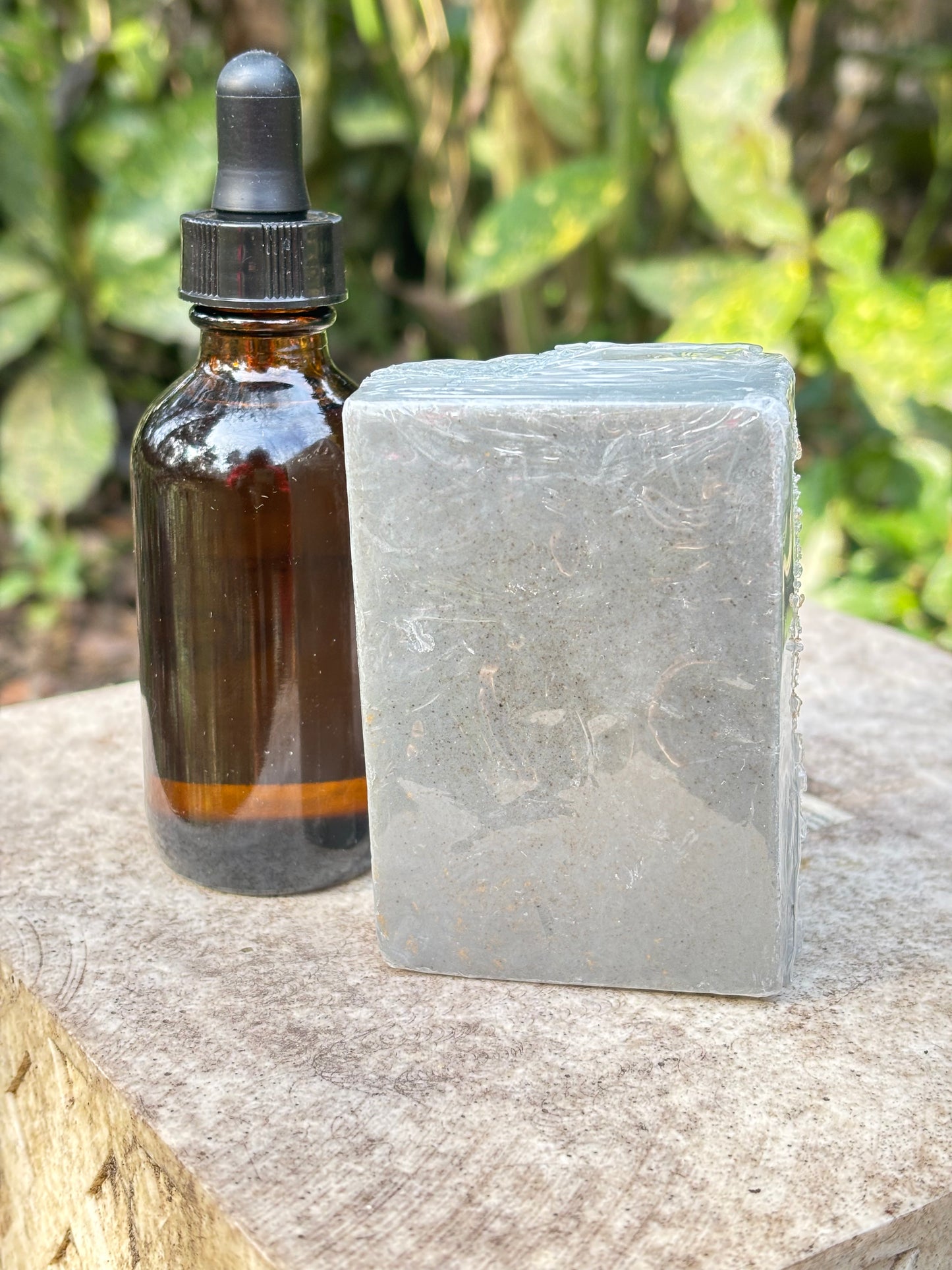 KEF’s Activated Charcoal Beard Soap 🧔🏽